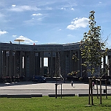 009 - De chauffeur wilde ons perse het oorlogs monument van Bastonge laten zien